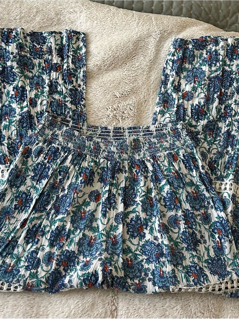 Angie White Wide-Leg Pants with Blue Floral Print